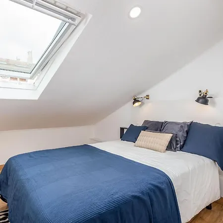 Daire Lapa 3bdr Duplex W/ Balcony By Lovelystay *